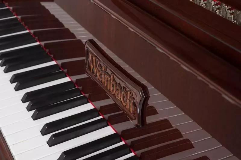 西安佩卓夫韦恩巴赫钢琴专卖店分享如何识别原装进口钢琴和国产钢琴