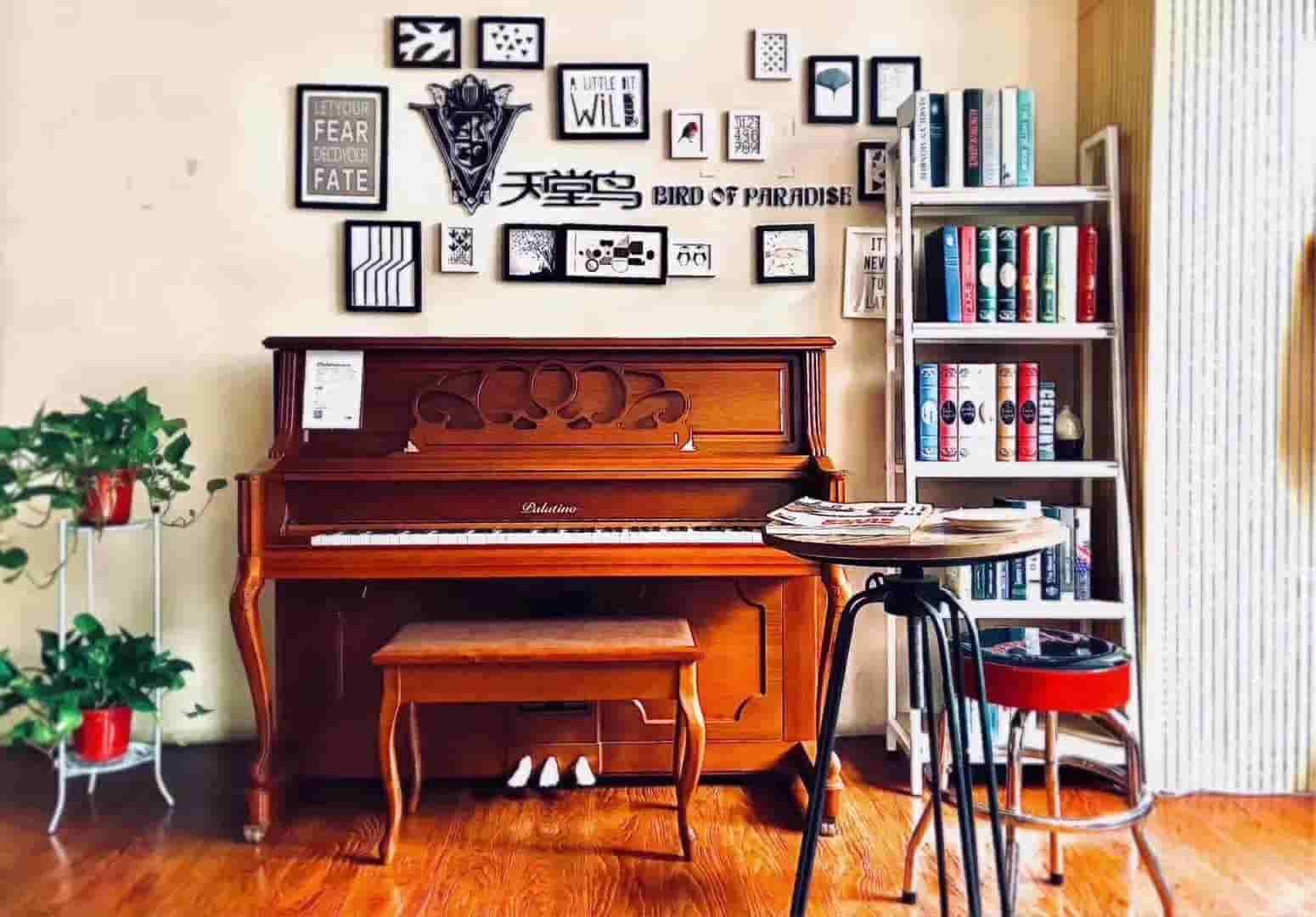 西安珠江钢琴专卖店分享选择一架好的钢琴,售后保养很重要!