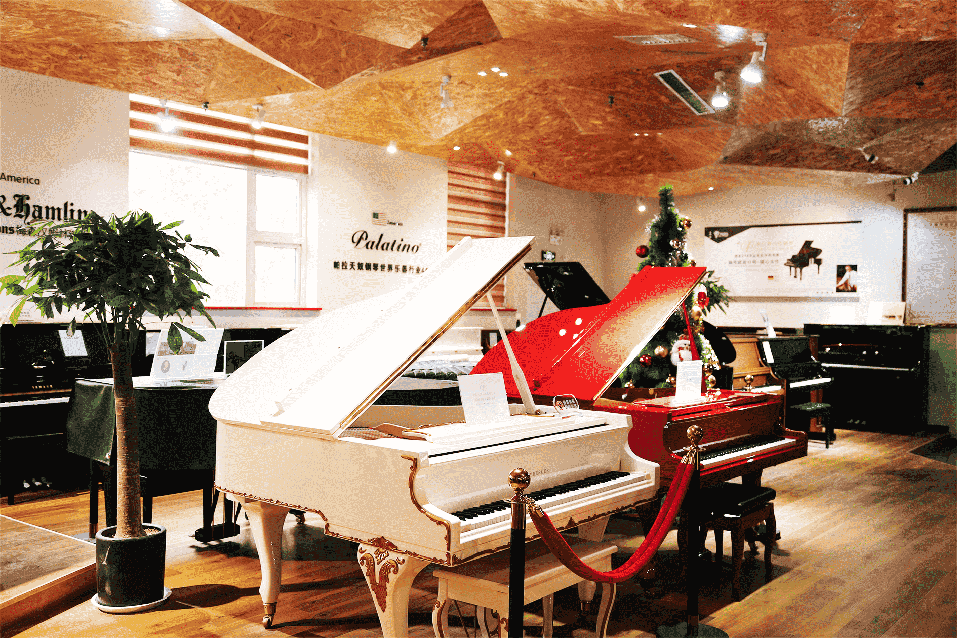 西安钢琴专卖店分享如何理解钢琴演奏的紧张放松